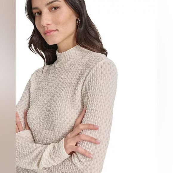 🔸️NWT DKNY Ivory Pebble Textured Fitted Long Sleeve Top Medium - Picture 1 of 11